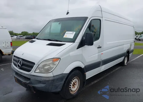 2011 Mercedes-Benz Sprinter 2500 High Roof from USA, damaged, VIN WD3PE8CB2B5574711